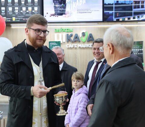 Священник принял участие в открытии АЗС «Белоруснефть» № 21.
