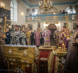 Епископ Павел совершил Литургию в кафедральном соборе г. Столбцы