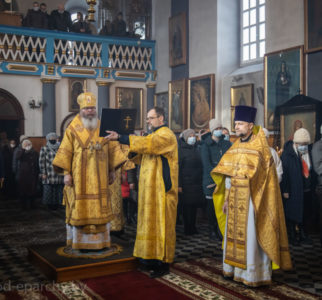 В Неделю Торжества Православия епископ Павел возглавил Литургию в г. Столбцы