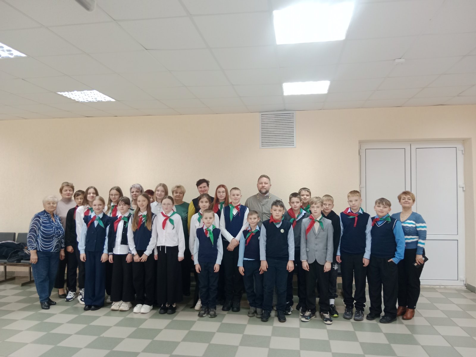 Иерей Сергий Довыденко провёл встречу со школьниками