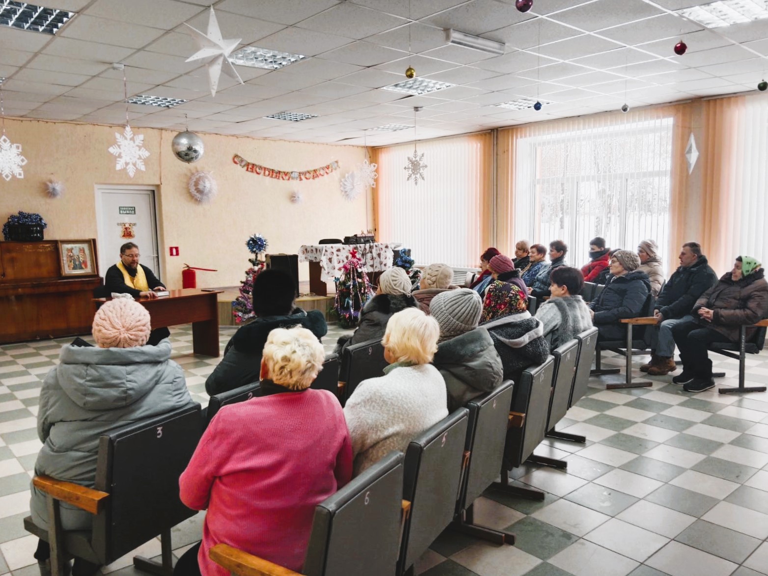 В Шашковском доме культуры состоялась встреча с иереем Сергием Довыденко