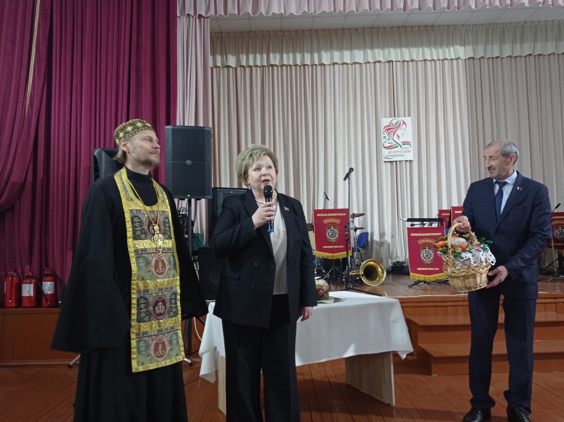 Иерей Николай Куренков принял участие в республиканской акции «Подари радость ближнему»