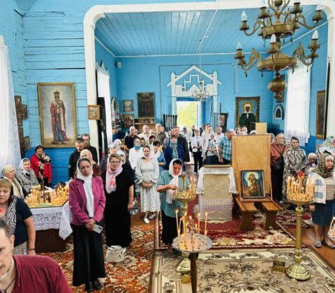 Торжества в честь «Тоново-Слободской» иконы Божией Матери прошли в Столбцовском районе