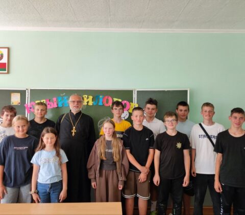Беседа о Кресте Христовом с учениками Заямновской СШ